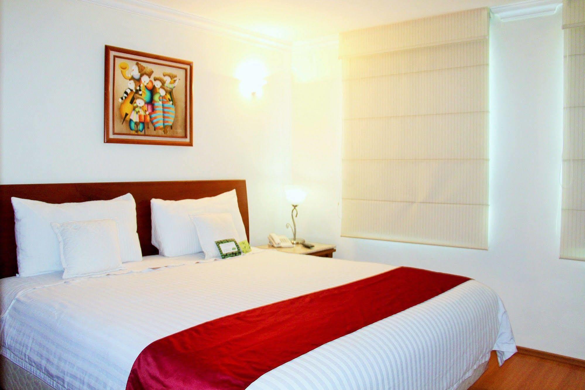 Residence L' Heritage Hipolito Taine By Bluebay Kota Meksiko Bagian luar foto